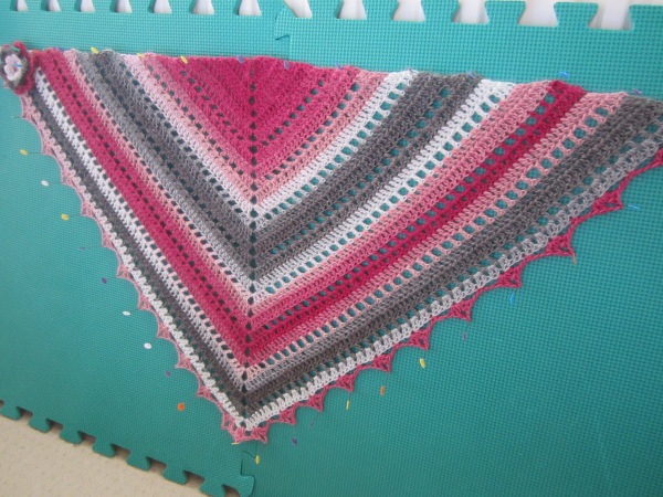 king cole riot crochet shawl juniper brambleberry