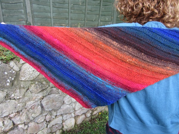 noro kureopatora 1024 quaker yarn stretcher knitted shawl easy